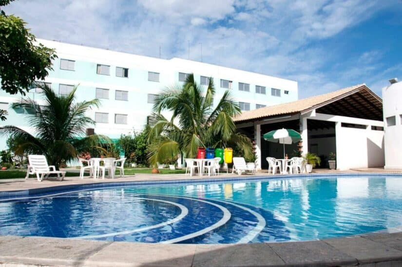 Onde se hospedar com piscina em Cuiabá