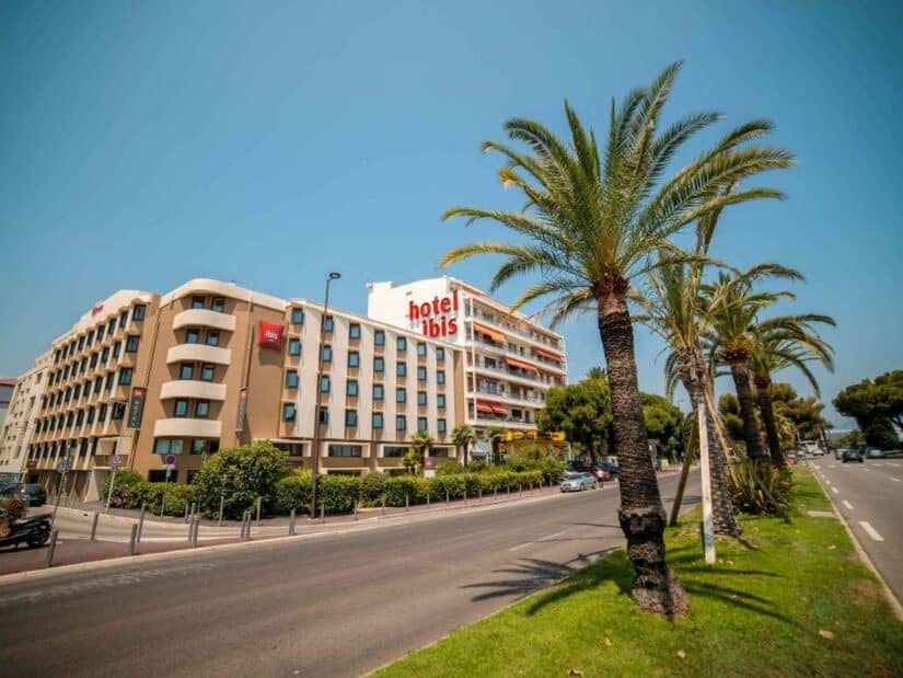 hotel ibis aeroporto em Nice
