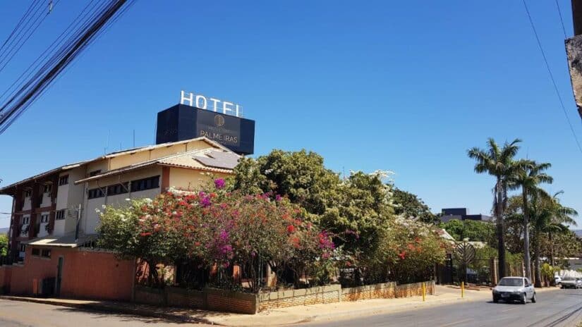 Hotéis perto de João Pinheiro em Minas Gerais