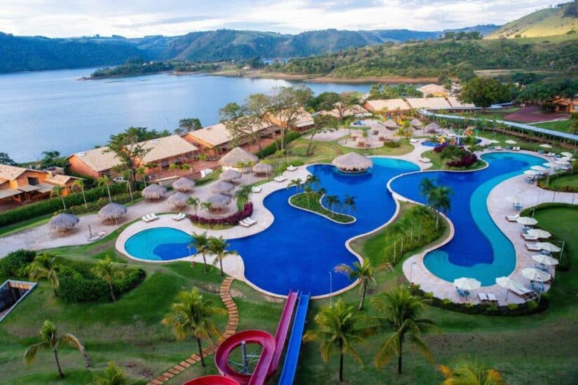 Hotéis termais no Paraná com piscina ao ar livre