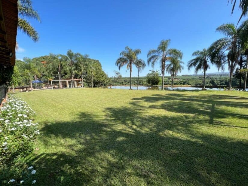 Hotel fazenda em Minas Gerais com lago