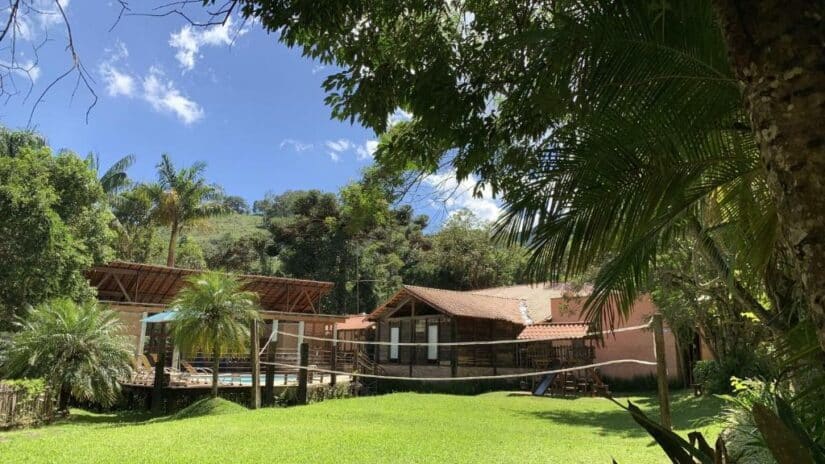 Hotel fazenda em Minas Gerais com quadra