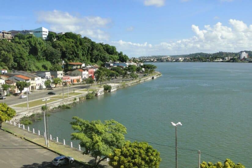 hotel na bahia de frente para o mar