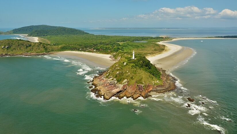 Onde ficar na Ilha do Mel: melhores regiões e hotéis