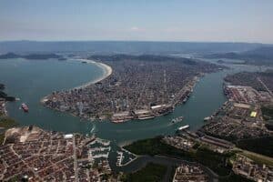 Onde ficar em Santos: centro ou praias?