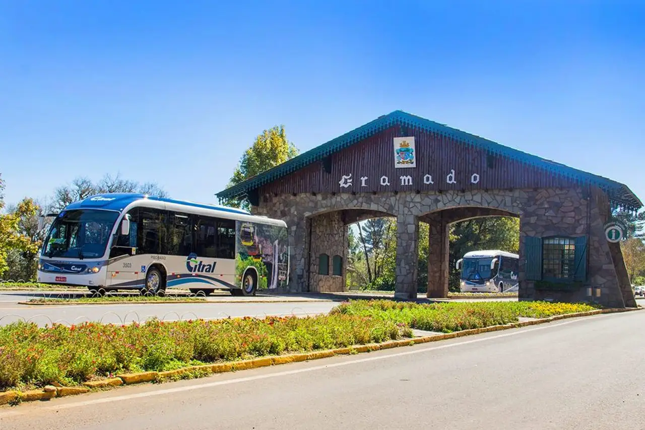 passagem para gramado Citral Como chegar em Gramado de ônibus