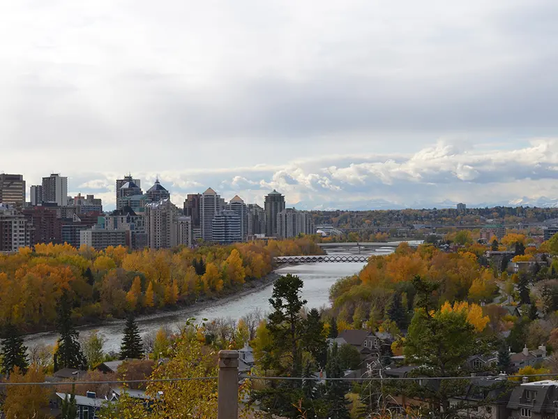 Vida brasileiros Canadá Cidade barata Canadá