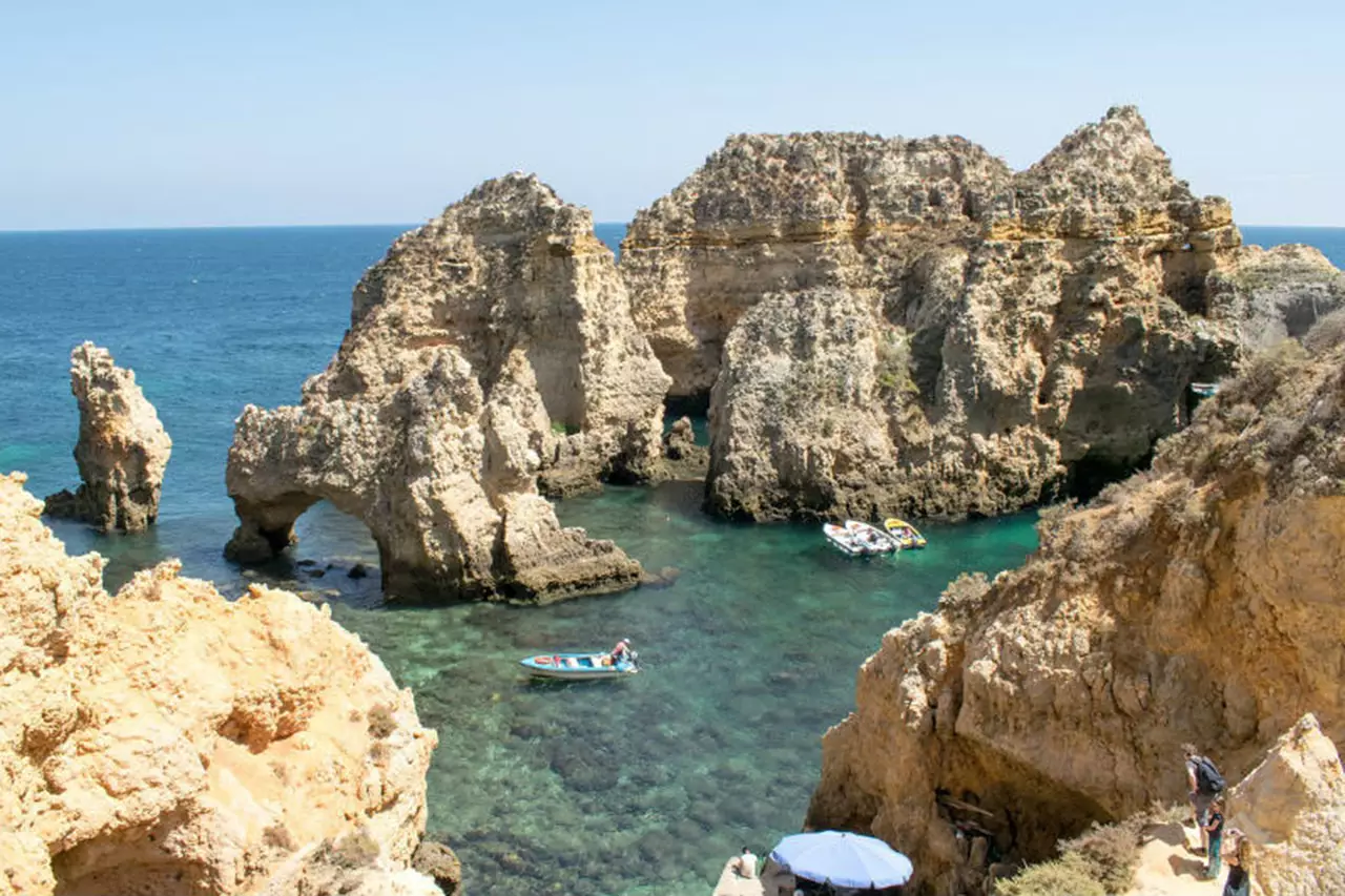 Praias com as melhores ondas em Portugal? Melhores lugares do mundo para uma surf trip