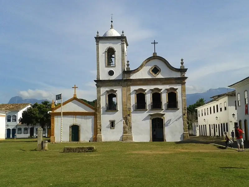 Roteiro em Paraty pelo centro histórico Roteiro em Paraty de dia